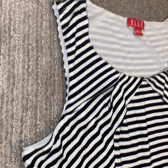 Black and white striped dress - Picture 5 of 9